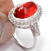 Anel de Prata com Topázio Vermelho e Topázios Brancos