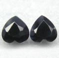 Par de Black Safira Corações Facetados 1.34ct